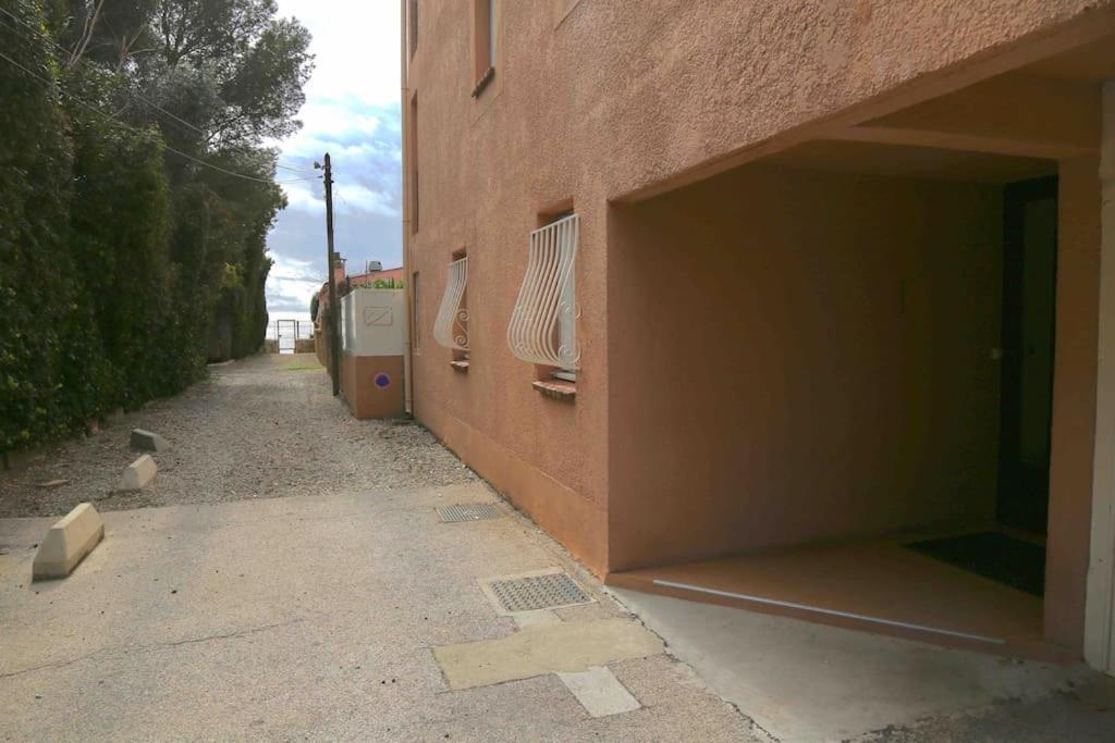 Ferienwohnung Les Pieds Dans L'Eau La Seyne-sur-Mer Exterior foto