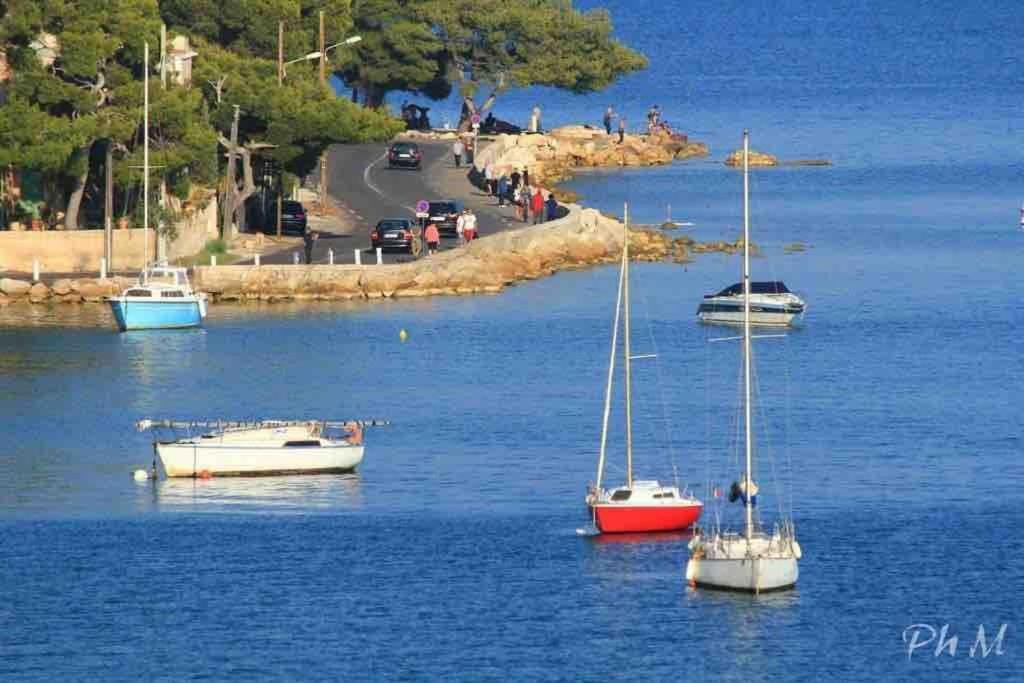 Ferienwohnung Les Pieds Dans L'Eau La Seyne-sur-Mer Exterior foto